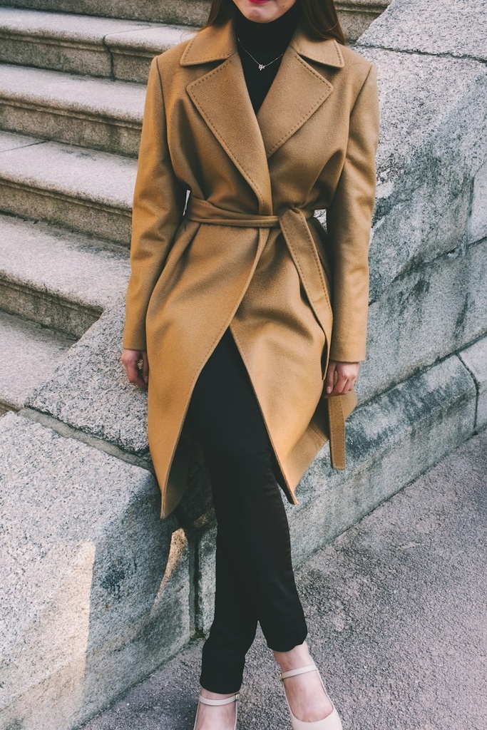 Belted Cashmere & Wool Blend Long Coat (Camel) (Emerald Green, XS (34))
